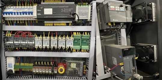 Μηχανή αναδίπλωσης χαρτιού για την κατασκευή μπολ πλήρως αυτόματη 20-50oz 60-70pcs / Min Μηχανή σχηματισμού μπολ σούπας χαρτιού