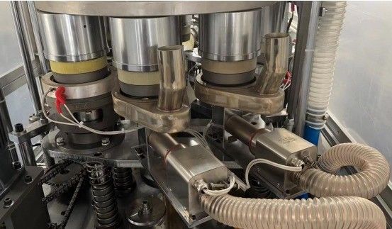 Προσαρμοσμένο 20-50oz μόνιμο χαρτί σαλάτα Bowl Making Machine Χάρτινη μηχανή διπλώματος 65-70pcs / min για Take Away Food Bowl