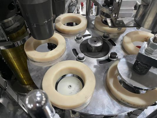 Πλήρως αυτόματη μηχανή παραγωγής φλιτζανιών χαρτιού 2-16oz 70-90pcs/min Τσάι φλιτζάνια χαρτιού κατασκευής μηχανής τροφοδοσία ενέργειας 380V 50Hz